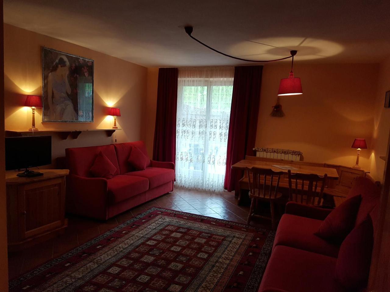 Aparthotel Residenze Sonnenschein Casa Rossa à Villabassa Extérieur photo