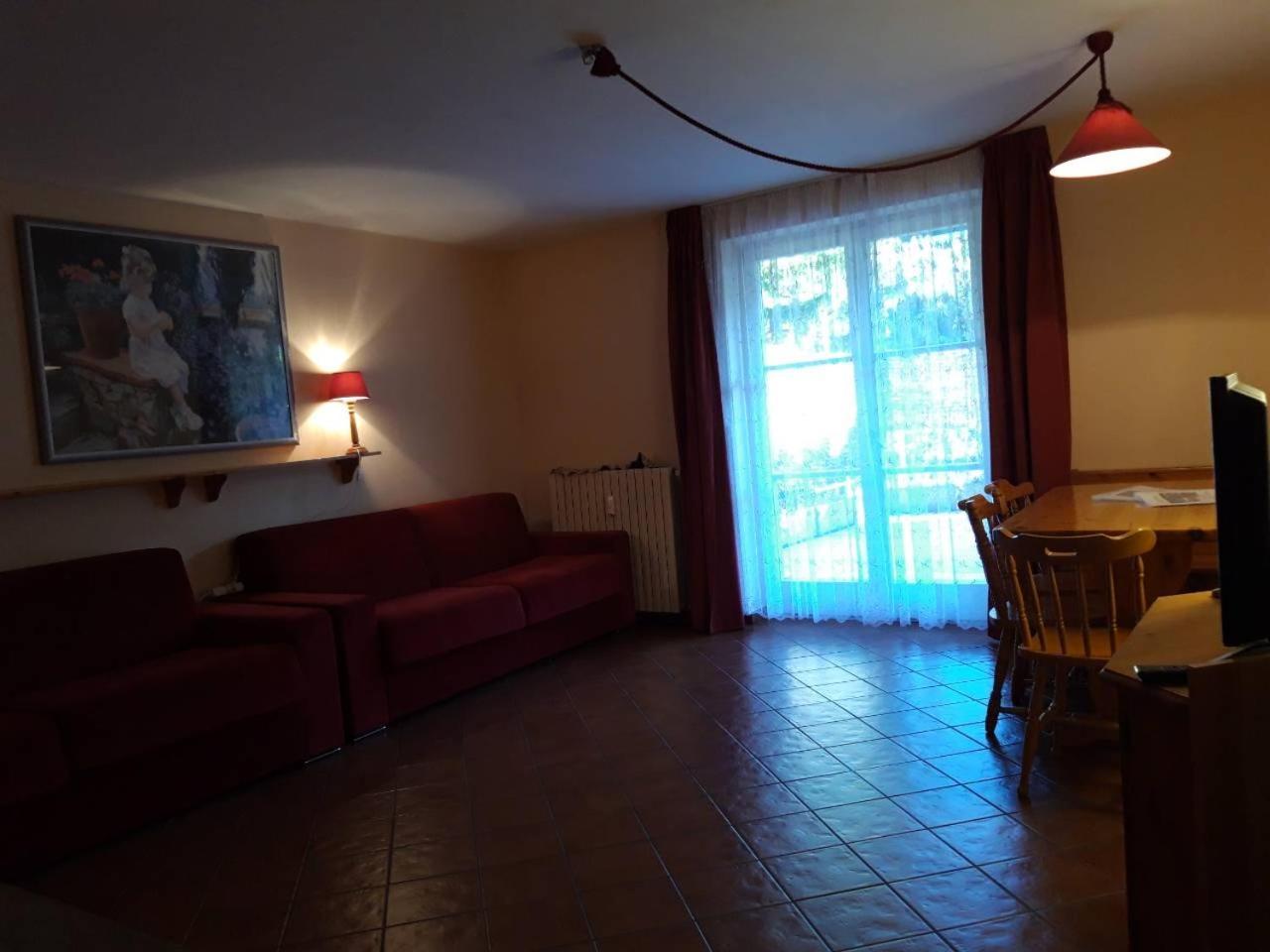 Aparthotel Residenze Sonnenschein Casa Rossa à Villabassa Extérieur photo